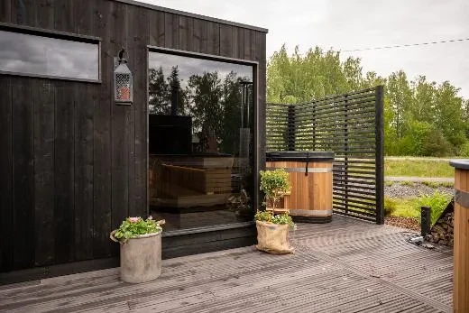 Kirami FinVision® -spogliatoio S Misty collegato alla sauna Misty