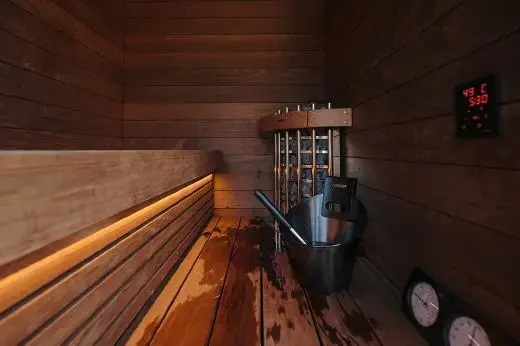 Sauna spaziosa per quattro persone nonostante le sue dimensioni | Kirami FinVision® -sauna S Misty
