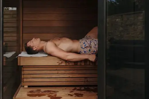 Kirami FinVision® -sauna S Misty | Una sauna per un piccolo cortile