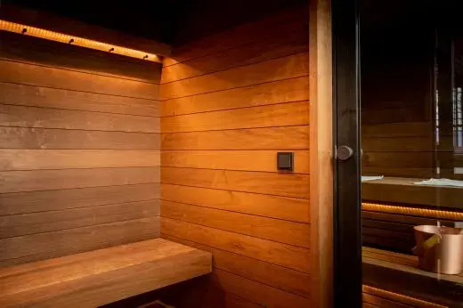 Illumina il camerino con le luci LED dell'appendiabiti | Kirami FinVision®